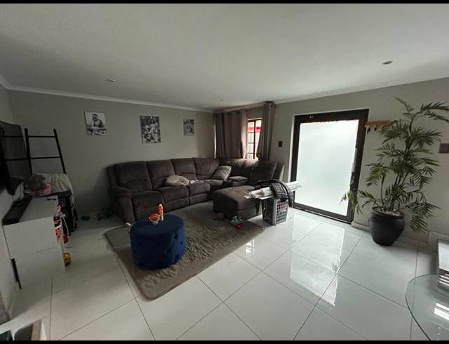 2 BEDROOM PROPERTY TO RENT IN BROOKLANDS LIFESTYLE ESTATE